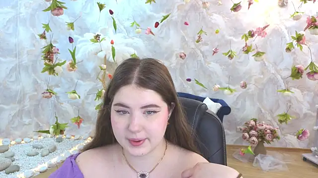 NicoleFoxery online show from 05/23/26, 06:18