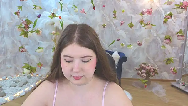 NicoleFoxery online show from 06/14/26, 06:20