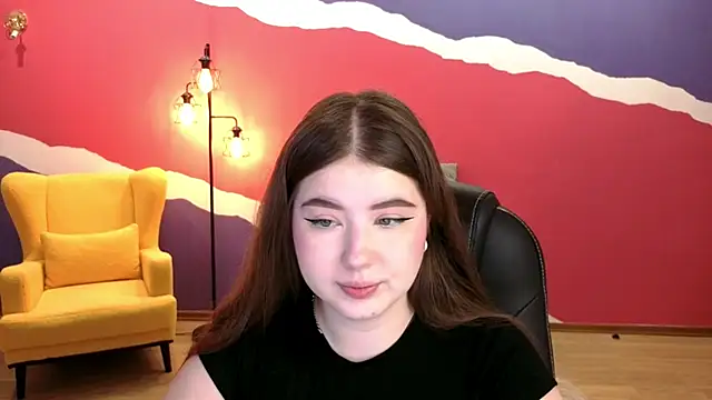 NicoleFoxery online show from 11/21/25, 06:18