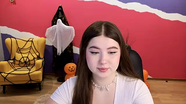 NicoleFoxery online show from 10/25/25, 06:19