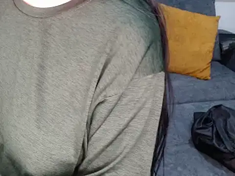 Snapshot of kamila-diablita chatting on 02/04/25, 08:06 kamila-diablita online show from 02/04/25, 08:06