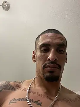 Snapshot of Prettyboiflaco chatting on 02/18/25, 08:05 Prettyboiflaco online show from 02/18/25, 08:05