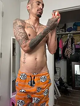 Snapshot of Prettyboiflaco chatting on 02/18/25, 03:20 Prettyboiflaco online show from 02/18/25, 03:20