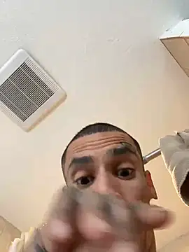 Snapshot of Prettyboiflaco chatting on 03/13/25, 03:17 Prettyboiflaco online show from 03/13/25, 03:17