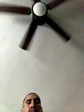 Snapshot of Prettyboiflaco chatting on 09/19/25, 07:07 Prettyboiflaco online show from 09/19/25, 07:07