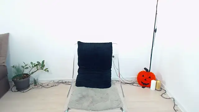 KathyWest online show from 10/30/25, 07:50