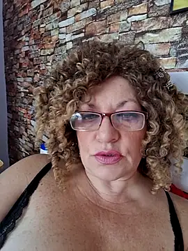 Hot Azaleea online show from 11/01/25, 06:51