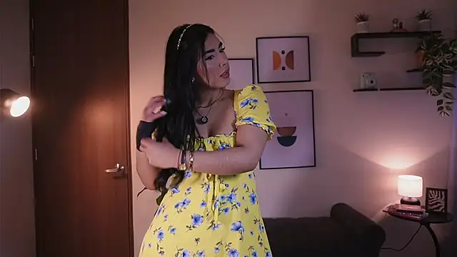 Isabella dior online show from 02/06/26, 04:03