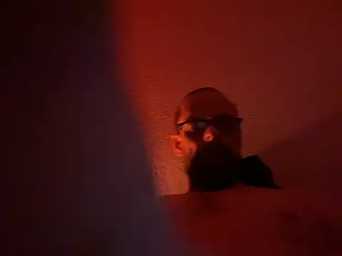 Snapshot of Platinum211 chatting on 01/09/25, 11:03 Platinum211 online show from 01/09/25, 11:03