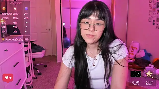 Evie-Luna online show from 04/17/26, 04:15