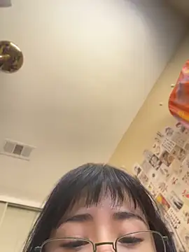 Evie-Luna online show from 05/15/26, 08:18