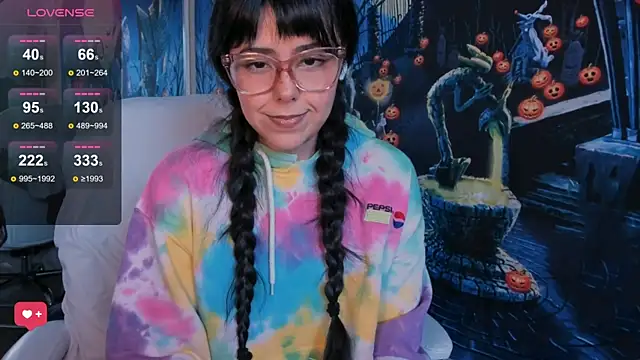 Evie-Luna online show from 10/26/25, 11:16