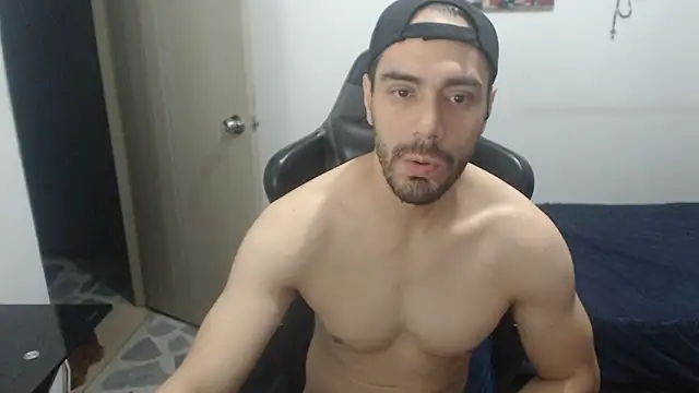 samuelgarcia  online show from 03/07/26, 10:21