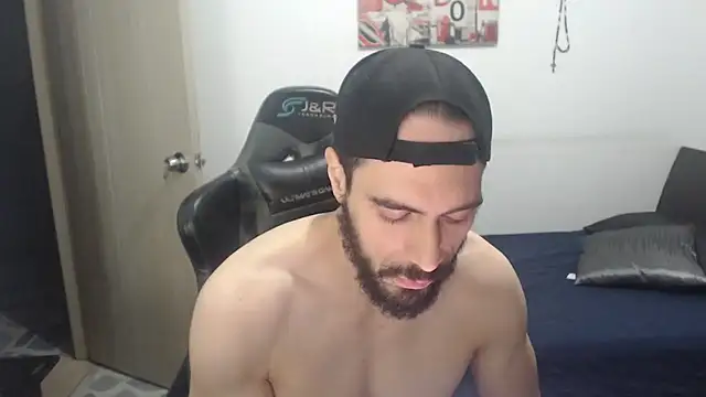 samuelgarcia  online show from 12/04/25, 07:40