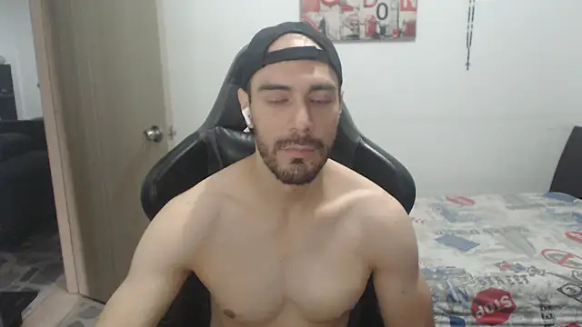samuelgarcia  online show from 06/13/26, 10:19
