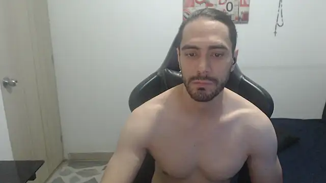 samuelgarcia  online show from 01/12/26, 09:27