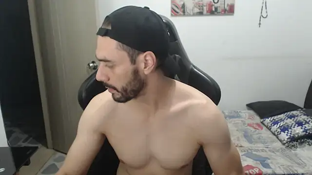 samuelgarcia  online show from 10/31/25, 10:34