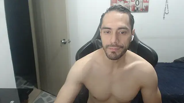 samuelgarcia  online show from 03/25/26, 12:00