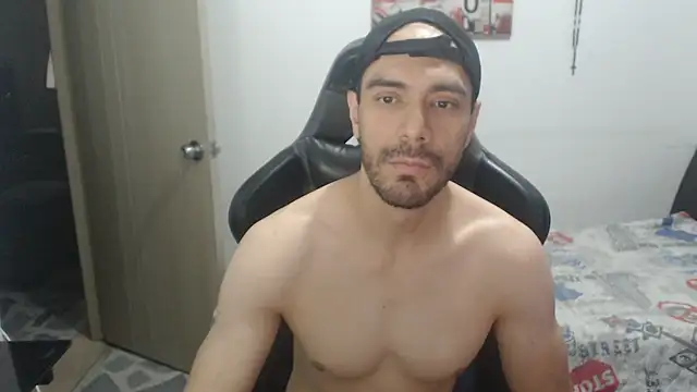Snapshot of samuelgarcia_ chatting on 07/15/26, 07:37 samuelgarcia online show from 07/15/26, 07:37