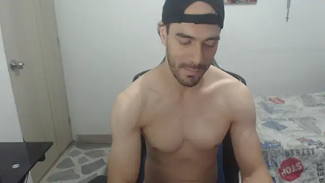 Snapshot of samuelgarcia_ chatting on 07/12/26, 06:47 samuelgarcia online show from 07/12/26, 06:47