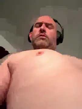Snapshot of cockymarkus chatting on 03/15/26, 06:31 cockymarkus online show from 03/15/26, 06:31