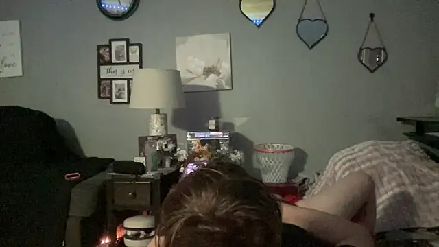 Snapshot of mirandamark2020 chatting on 03/31/26, 06:26 mirandamark2020 online show from 03/31/26, 06:26