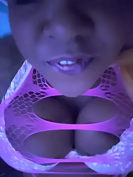 6lue6a6y69 online show from 04/04/26, 08:54