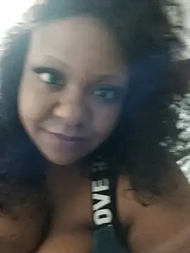 Snapshot of 6lue6a6y69 chatting on 12/22/24, 04:17 6lue6a6y69 online show from 12/22/24, 04:17