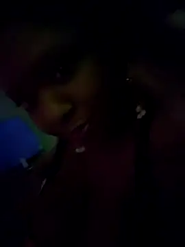 Snapshot of 6lue6a6y69 chatting on 12/05/25, 04:22 6lue6a6y69 online show from 12/05/25, 04:22