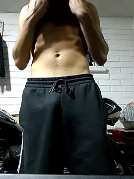 TommyMomentum online show from 11/18/25, 05:44