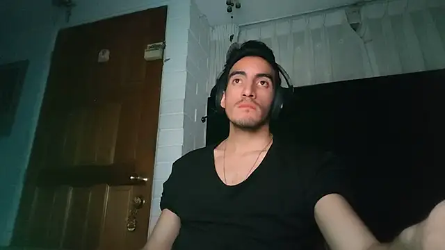 TommyMomentum online show from 12/15/25, 05:57