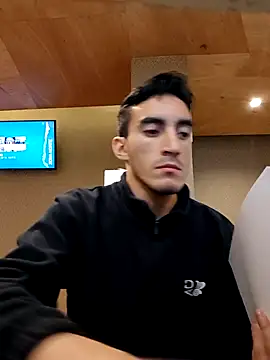 TommyMomentum online show from 04/18/26, 02:58