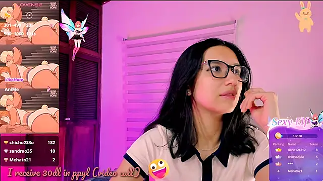 Snapshot of Luniverse chatting on 01/18/25, 12:02 Luniverse online show from 01/18/25, 12:02