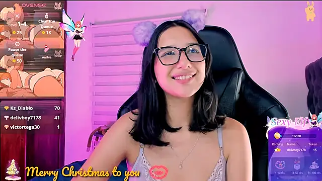 Snapshot of Luniverse chatting on 12/26/24, 10:52 Luniverse online show from 12/26/24, 10:52