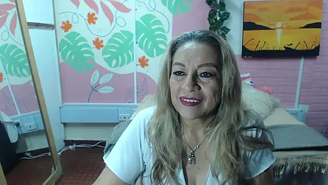 Snapshot of ZAMANTHA chatting on 03/18/25, 03:55 ZAMANTHA online show from 03/18/25, 03:55