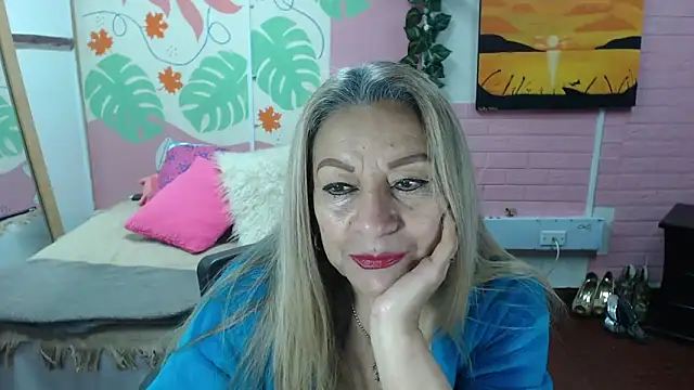 Snapshot of ZAMANTHA chatting on 03/06/25, 08:27 ZAMANTHA online show from 03/06/25, 08:27