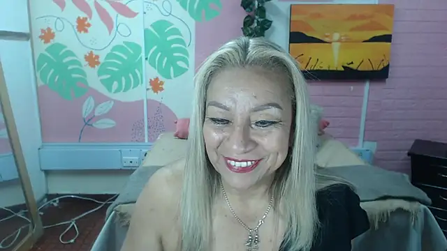 ZAMANTHA online show from 04/17/26, 03:37