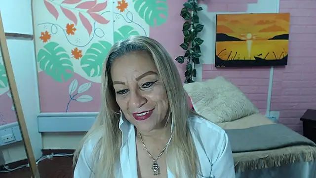 Snapshot of ZAMANTHA chatting on 03/04/25, 03:37 ZAMANTHA online show from 03/04/25, 03:37
