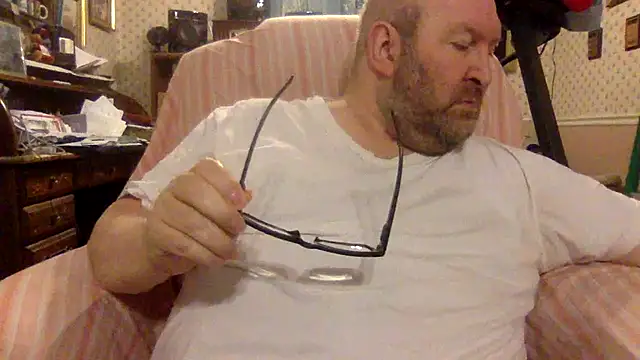 Drwhocares online show from 04/15/26, 07:40