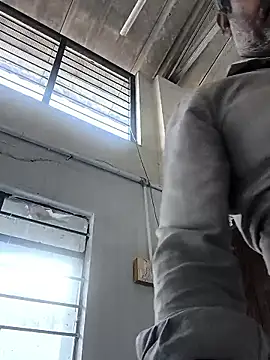 tz143143 online show from 01/08/26, 10:43