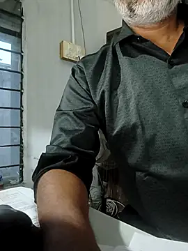 tz143143 online show from 01/10/26, 12:33