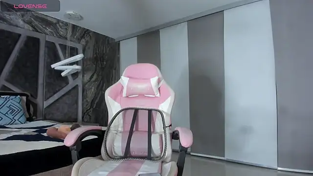 angelinafit online show from 04/14/26, 11:43