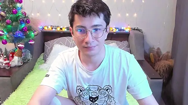 Yumi steve online show from 12/01/24, 07:52