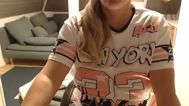 KimMitchelli online show from 12/17/25, 12:10