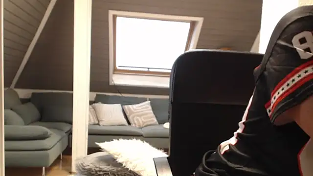 KimMitchelli online show from 11/10/25, 08:30