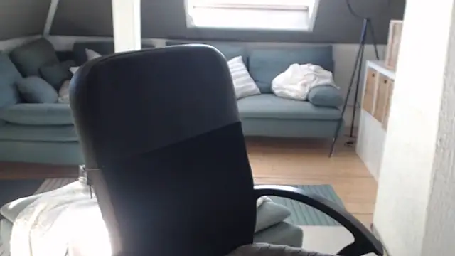 Snapshot of KimMitchelli chatting on 03/02/26, 09:49 KimMitchelli online show from 03/02/26, 09:49