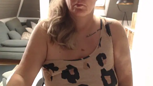 KimMitchelli online show from 03/18/26, 06:49