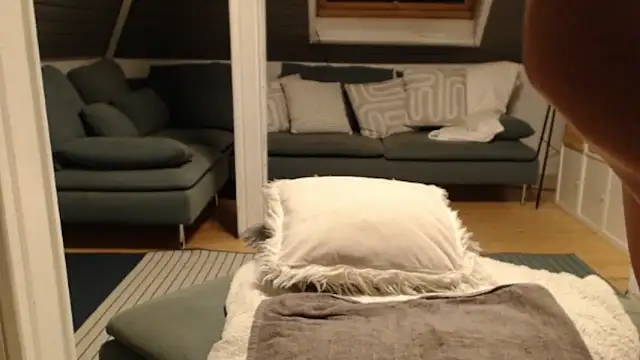 KimMitchelli online show from 10/27/25, 04:57