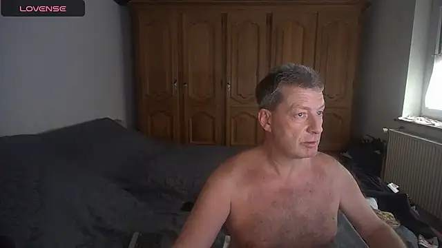 iliebetights online show from 11/23/25, 01:54