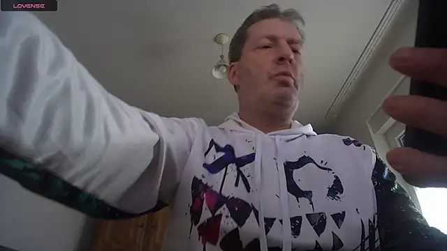 Snapshot of iliebetights chatting on 02/02/26, 12:26 iliebetights online show from 02/02/26, 12:26